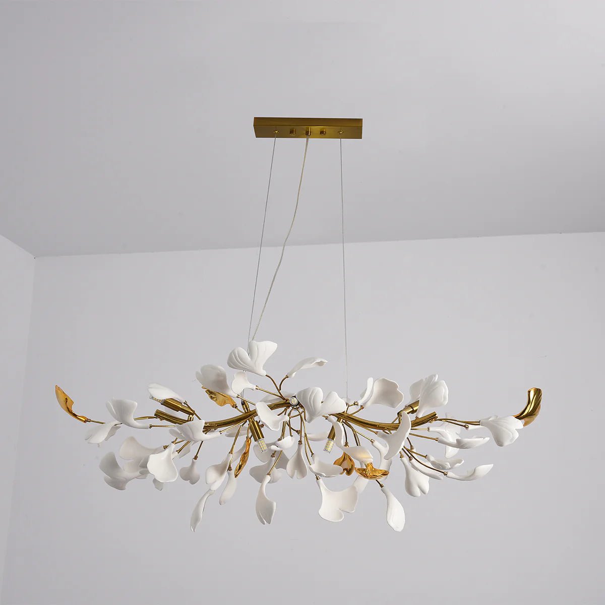 Dylo candelabru din alamă cu ramuri de petale ceramice liniare Ginkgo