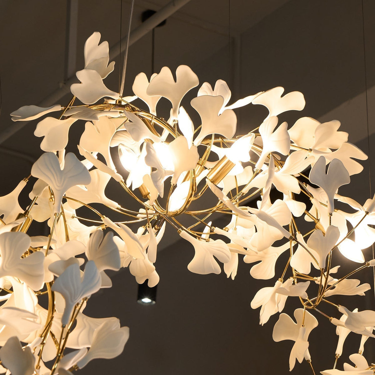 Terienissa candelabru