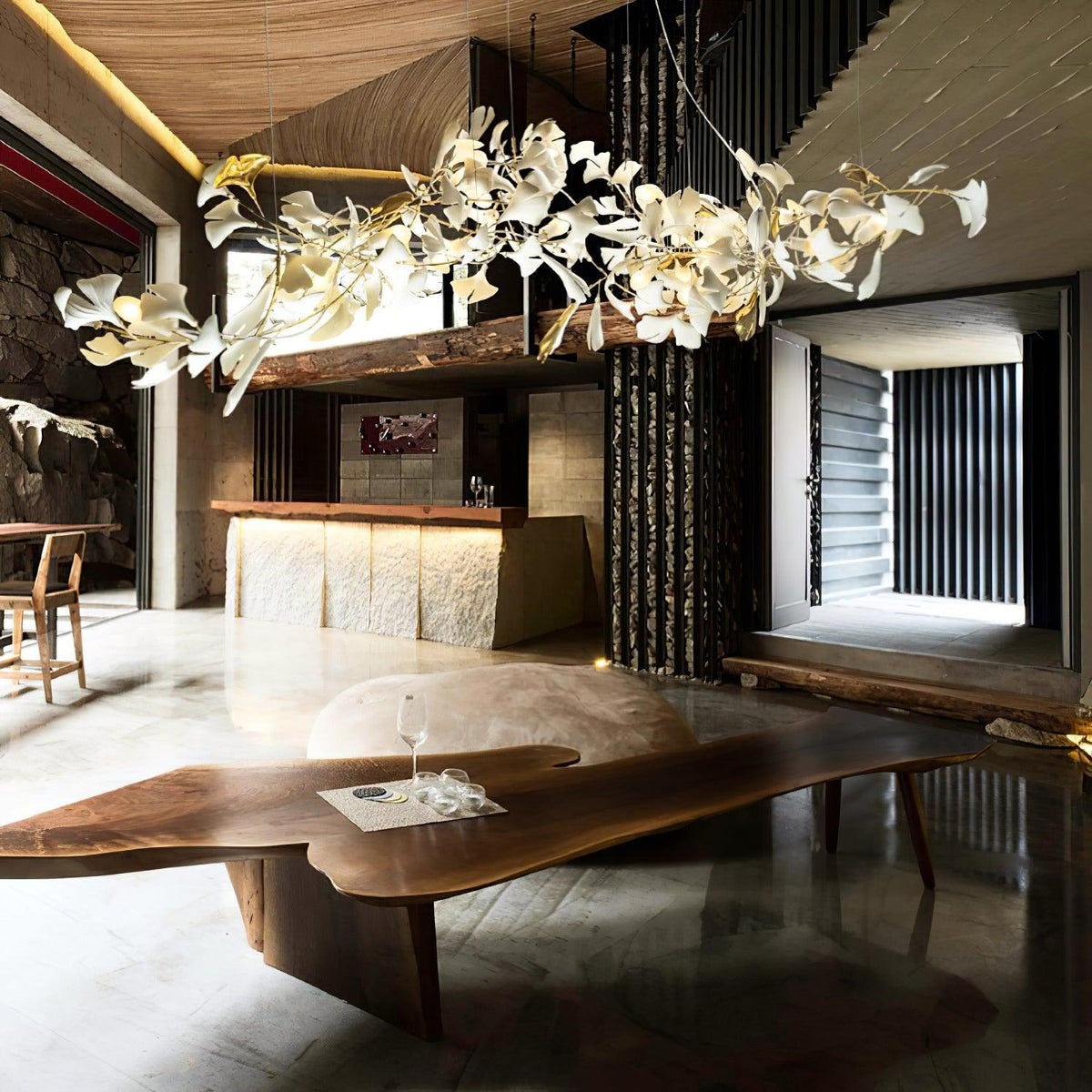 Calix candelabru cu abajur din ceramică în formă de frunză Gingko și finisaj alb aur, în stil modern