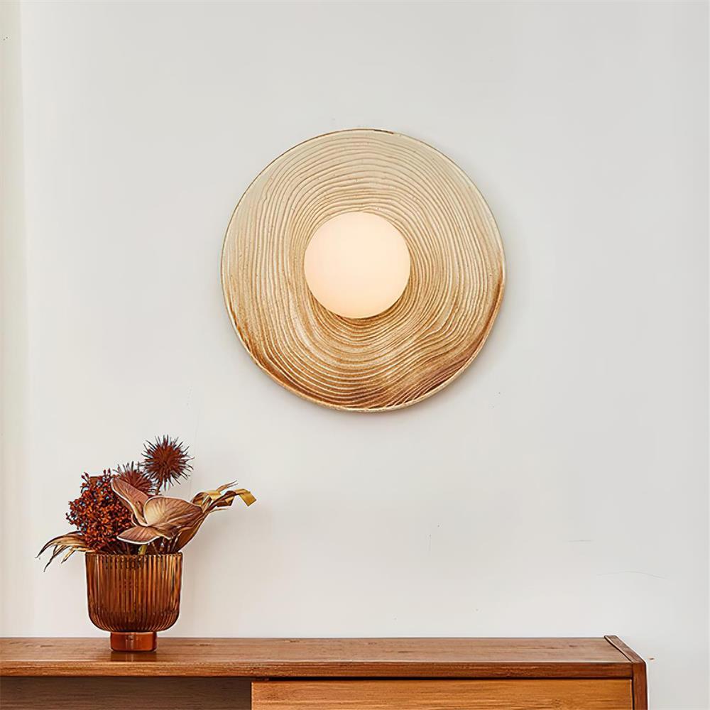 Aplică de perete cu disc ceramic texturat și accent din lemn pentru living, pentru zona de intrare, în stil modern