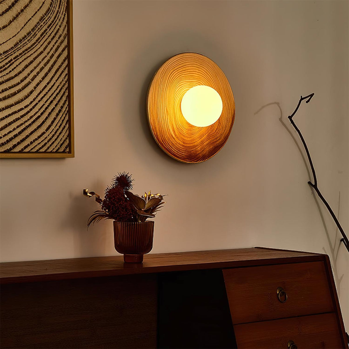 Aplică de perete cu disc ceramic texturat și accent din lemn pentru living, pentru zona de intrare, în stil modern