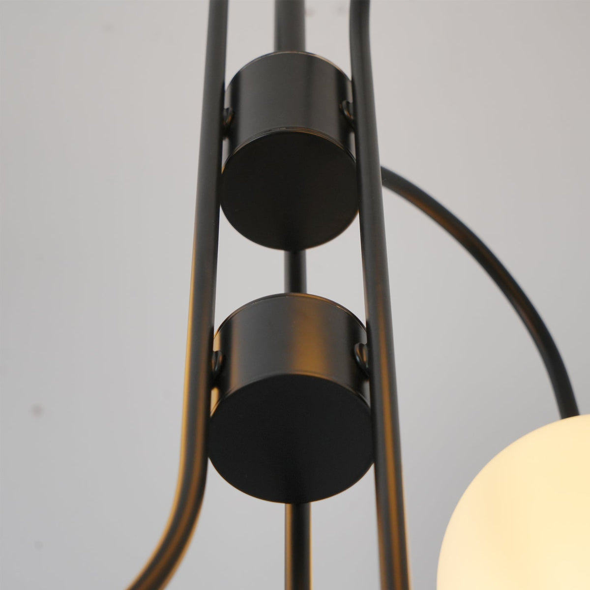 Lumenine candelabru