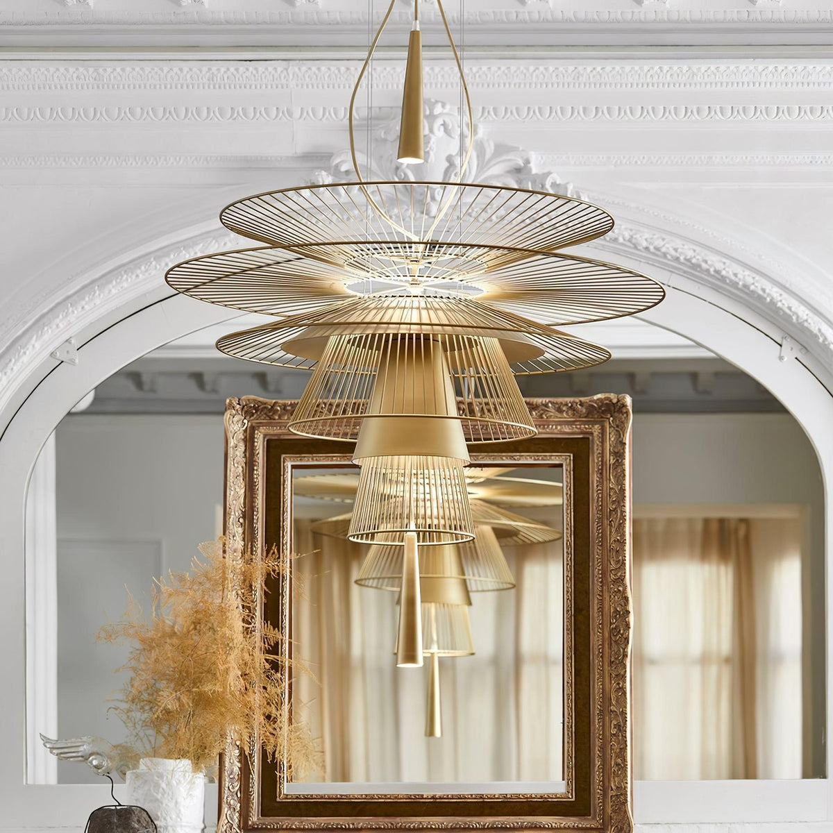 Candelabru Sculptural cu Cadru din Sârmă Stratificată, Centru de Atenție modern Bold