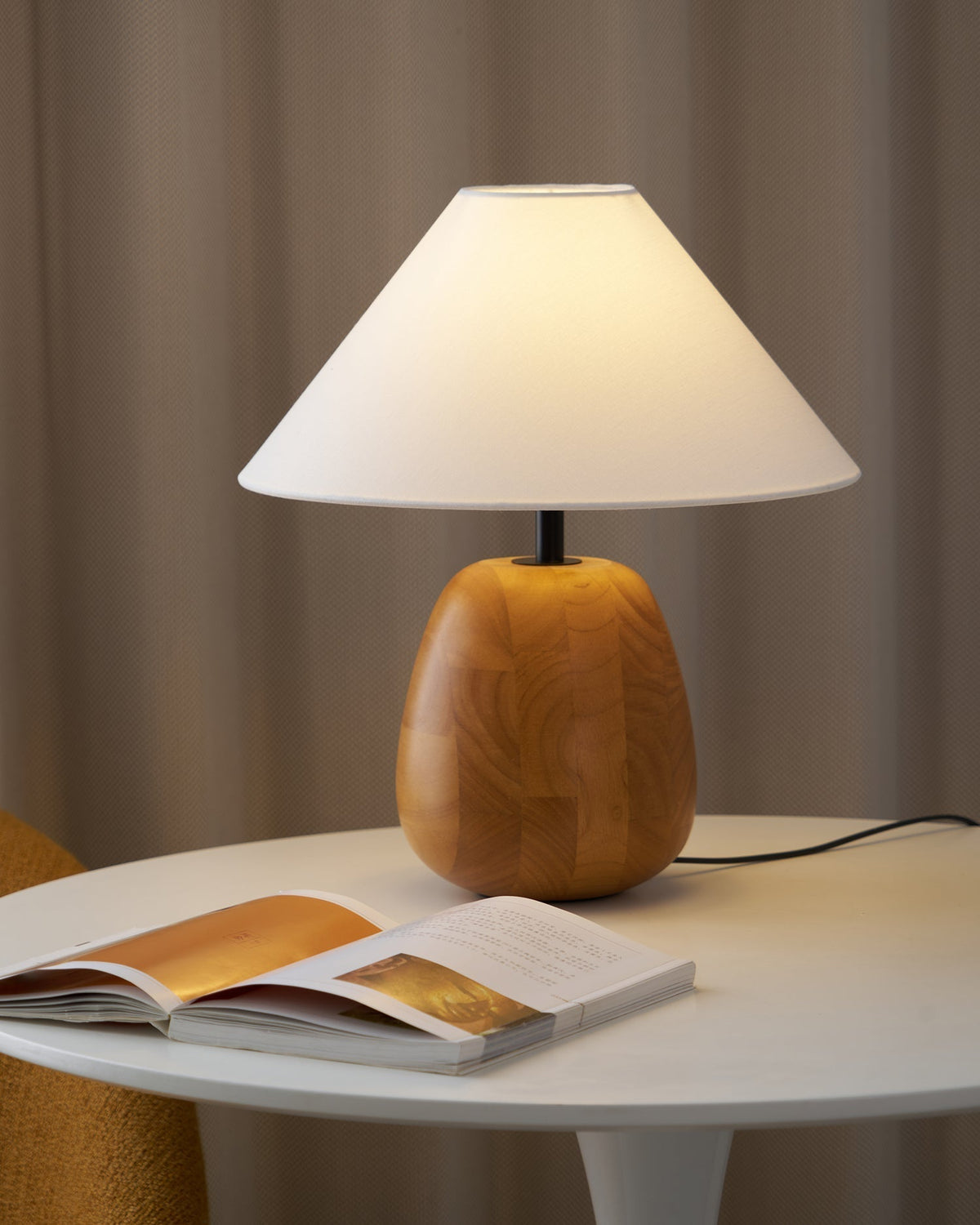 Lindenier lampă de masă din lemn