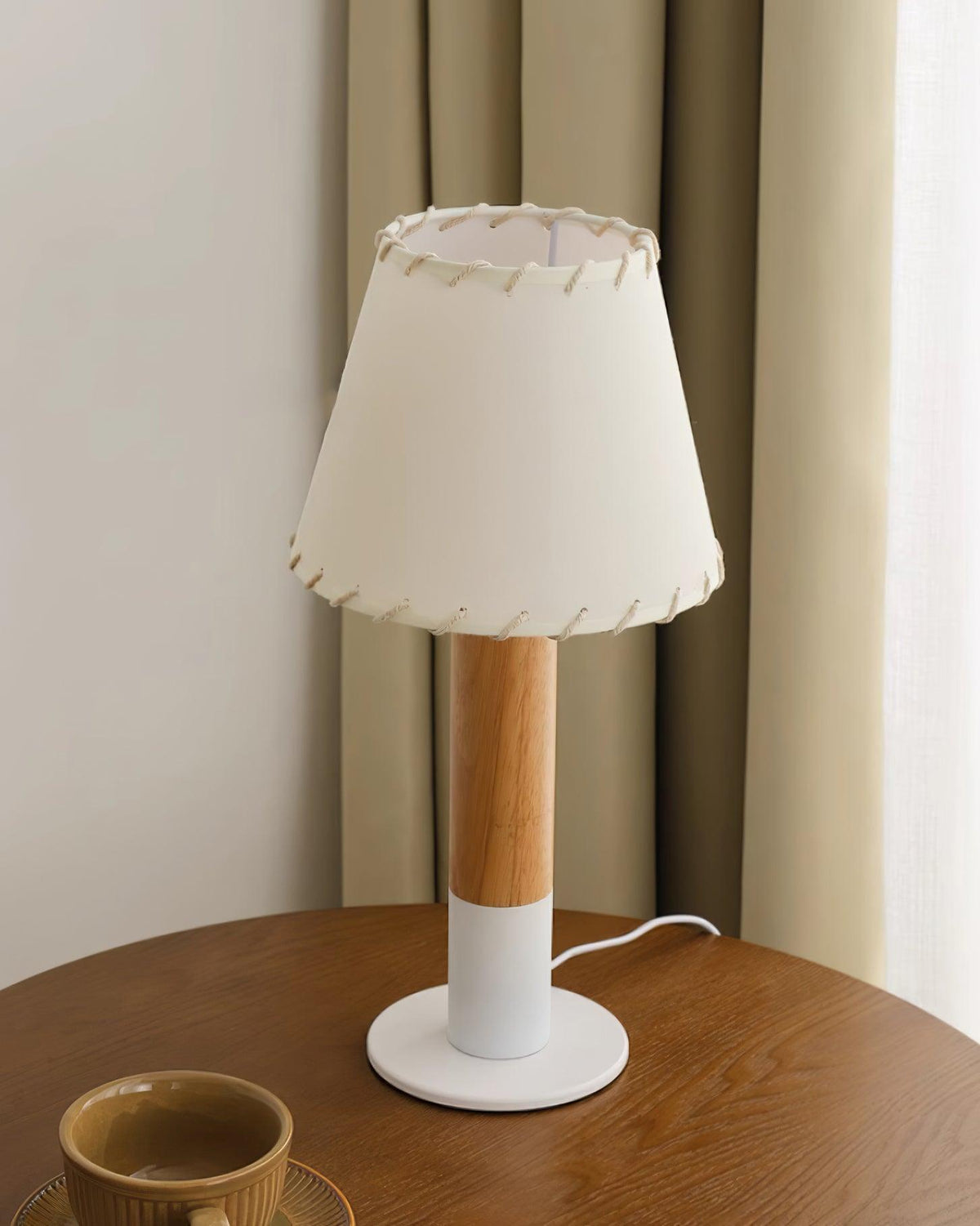 Virainina lampă de masă