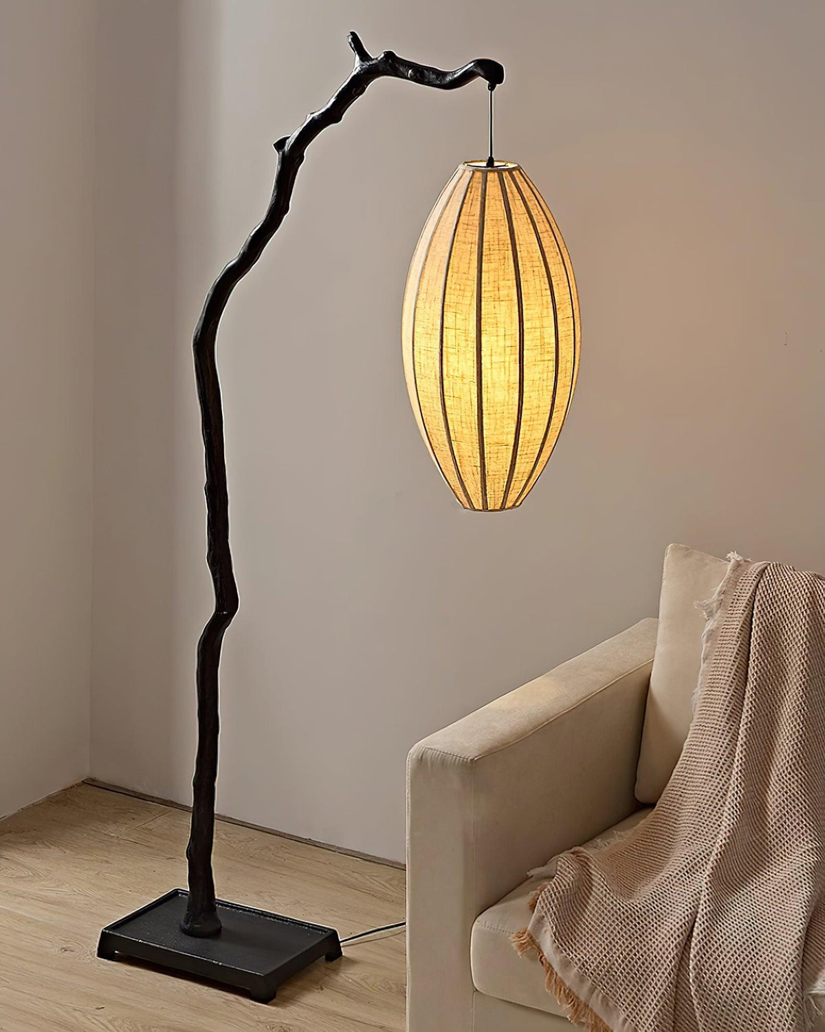 Noralelia lampadar