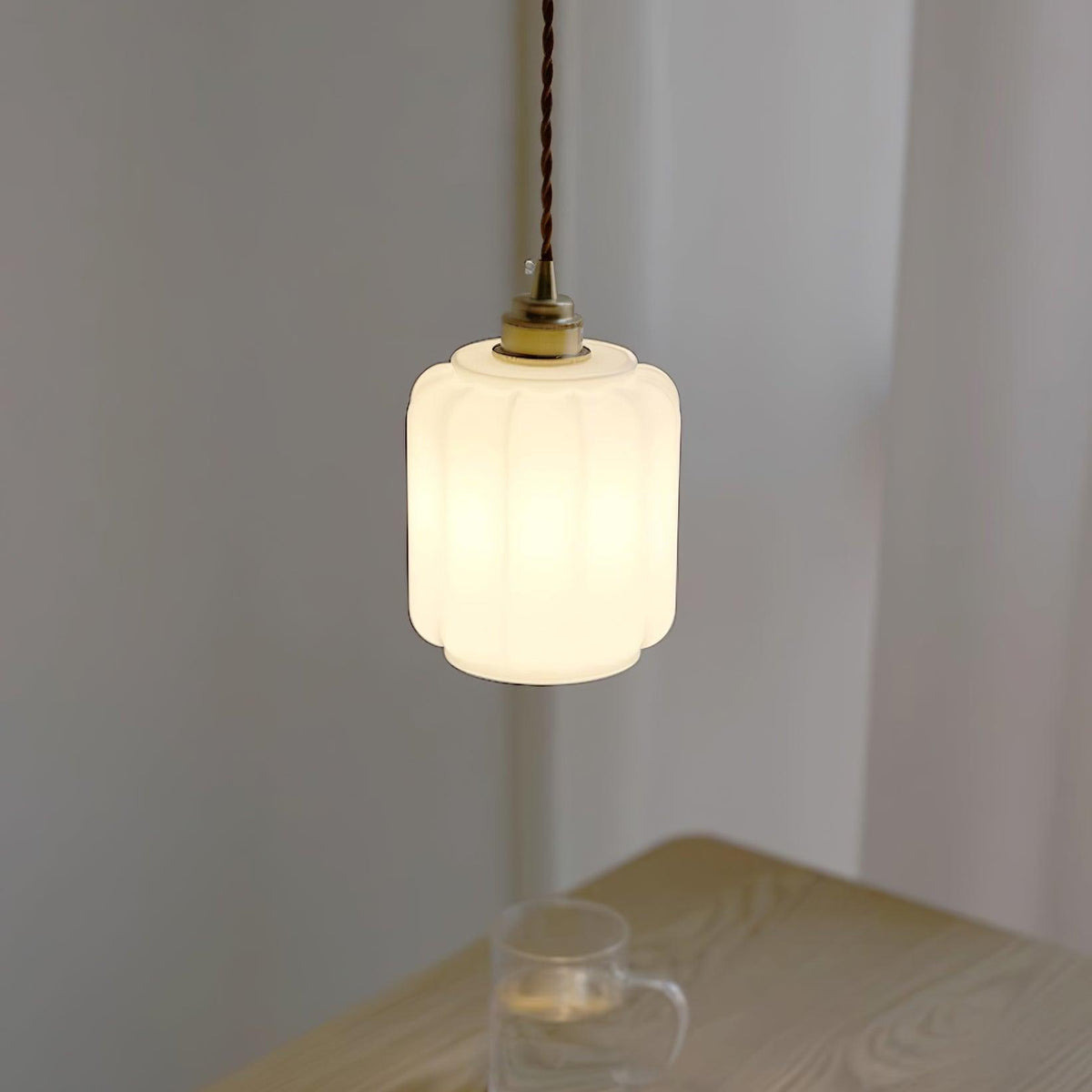 Kiki lampă suspendată din sticlă, contemporană