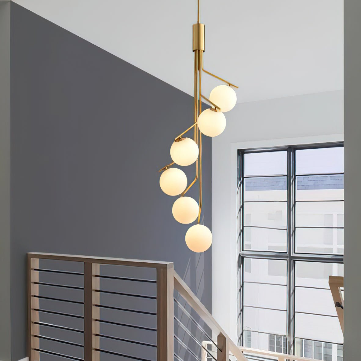Solivine candelabru auriu, cu ramuri, cu glob, LED