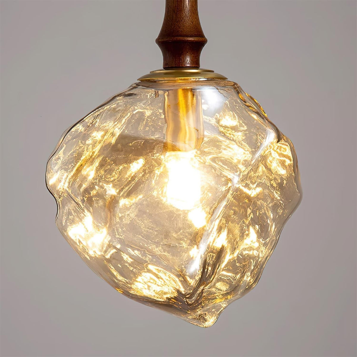 Clearie lampă suspendată