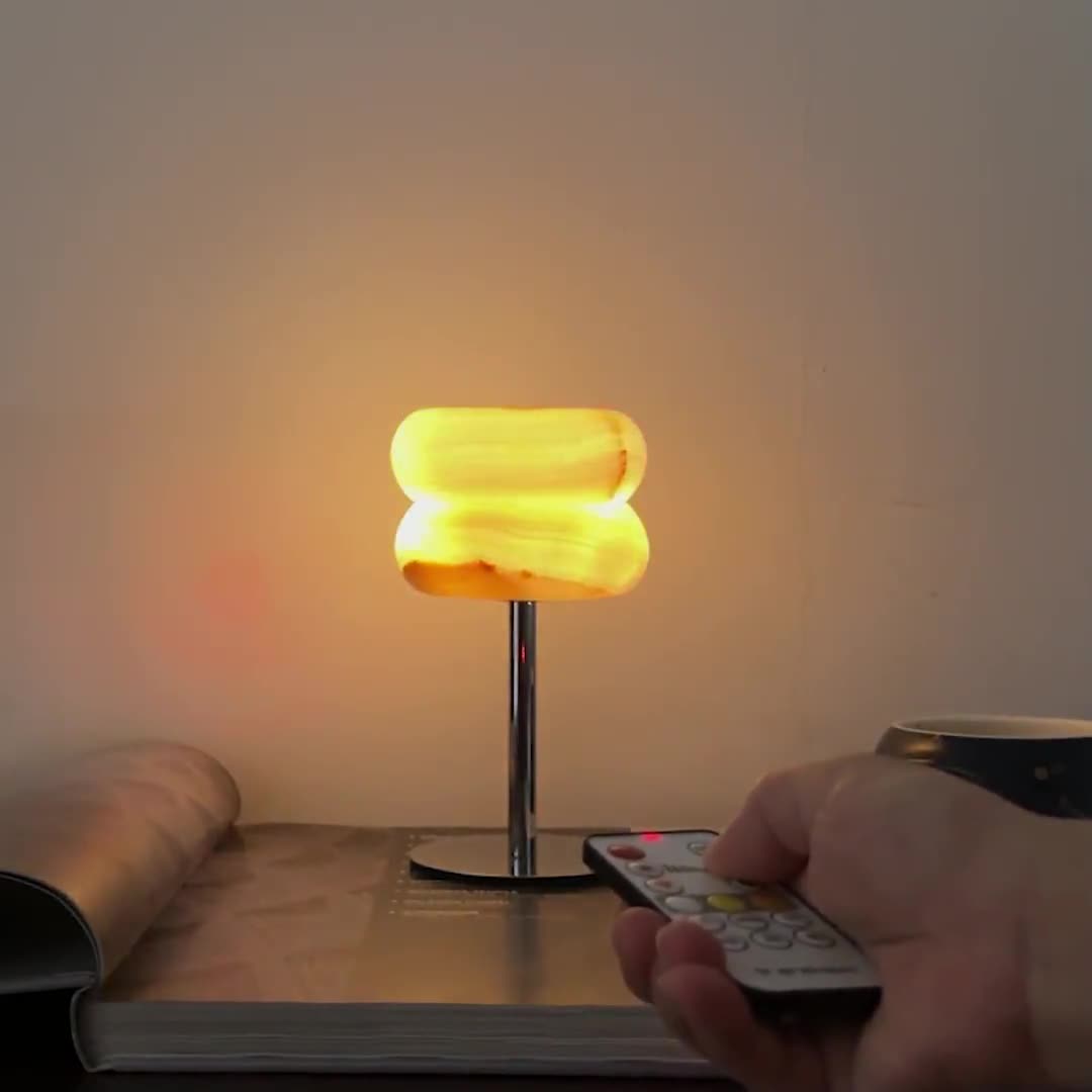 Nivaraine lampă de masă din alabastru