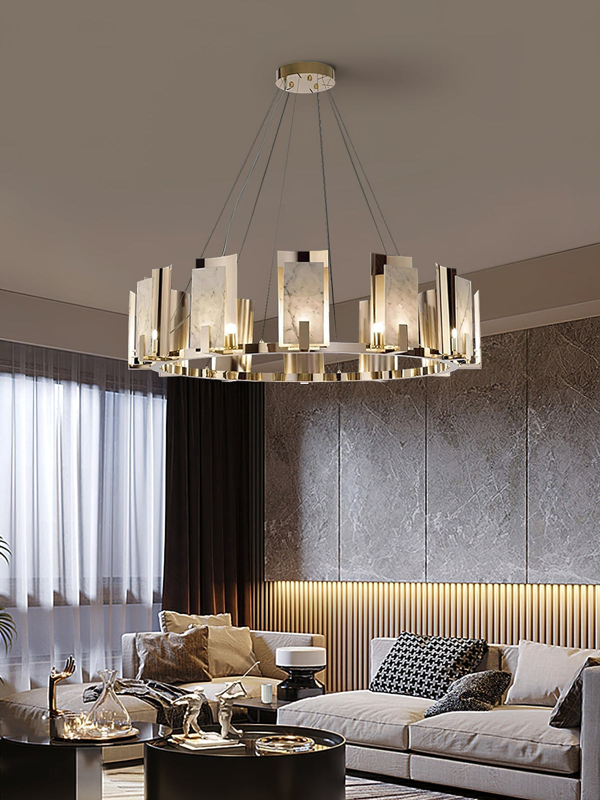 Nyraeila candelabru