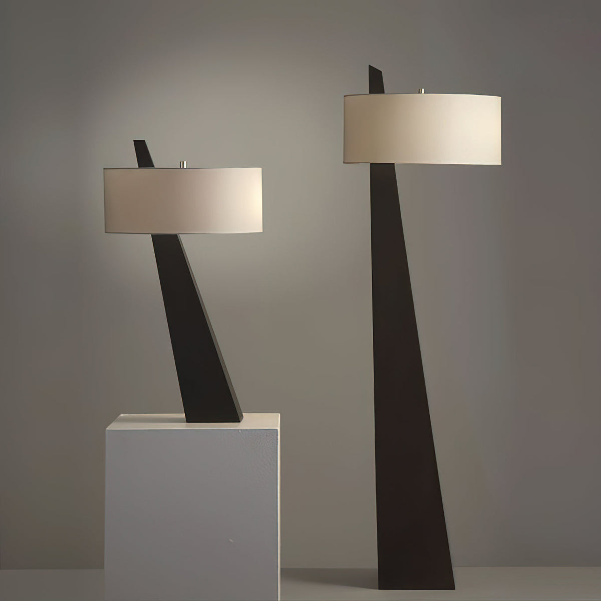 Renalise Obelisk lampadar