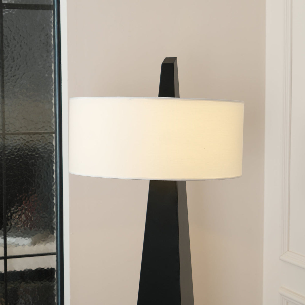 Renalise Obelisk lampadar