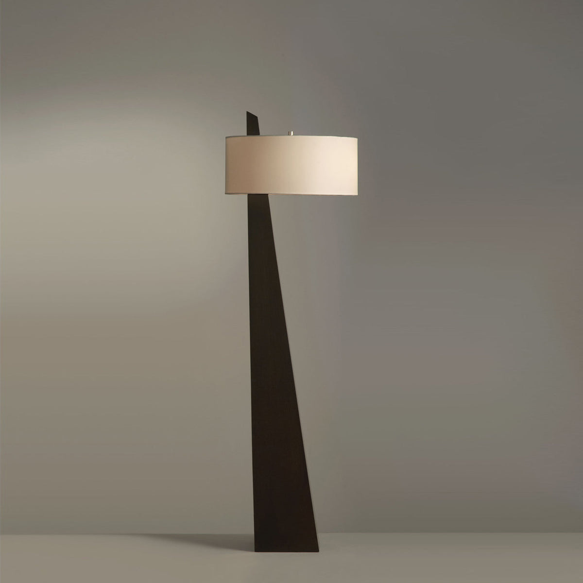 Renalise Obelisk lampadar