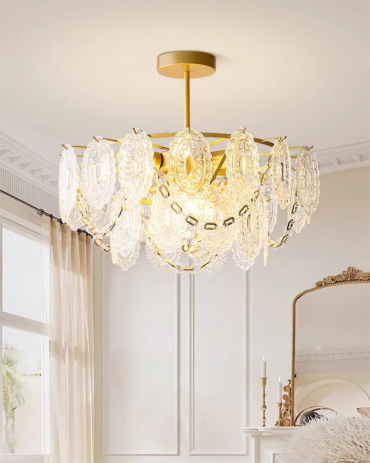 Tica candelabru