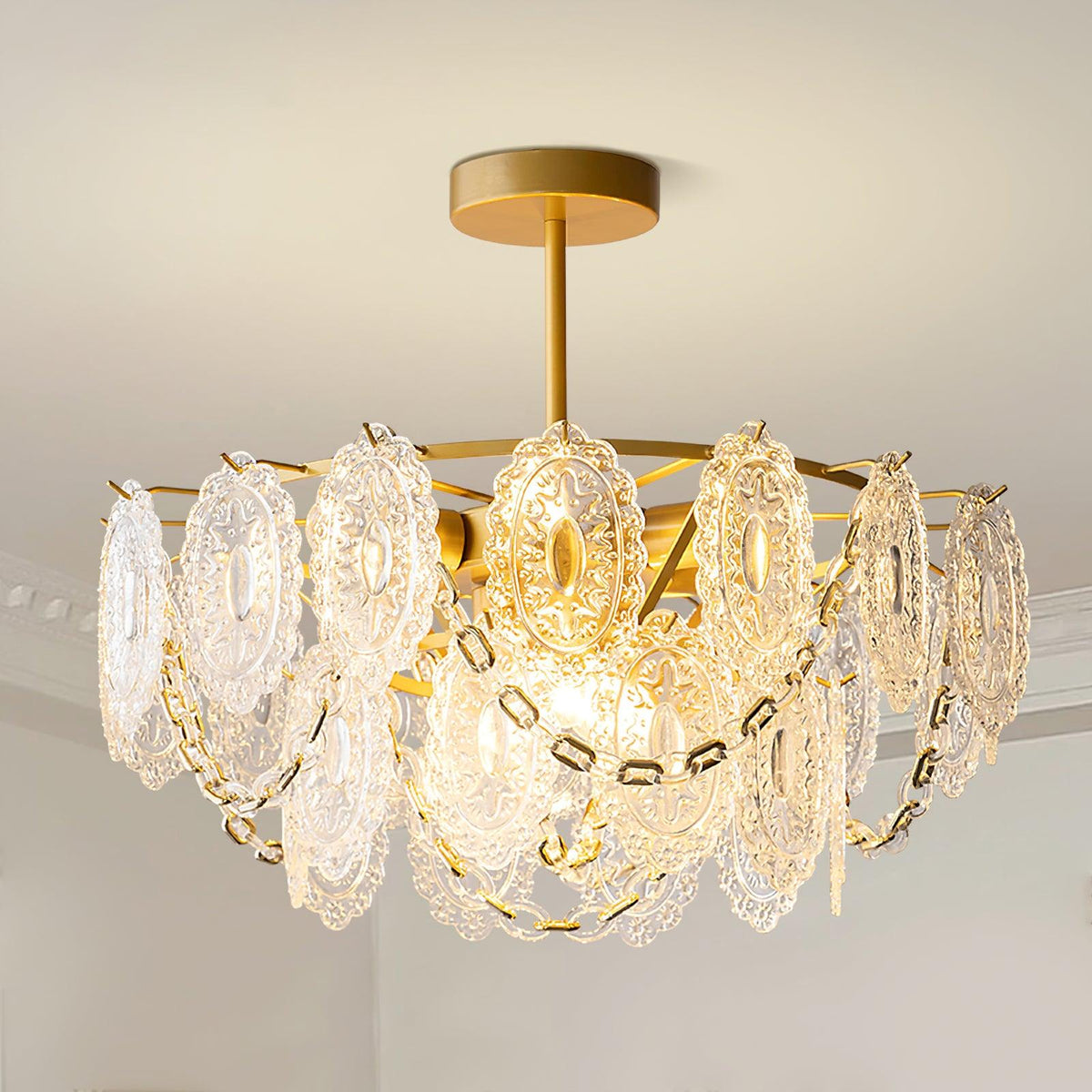 Tica candelabru