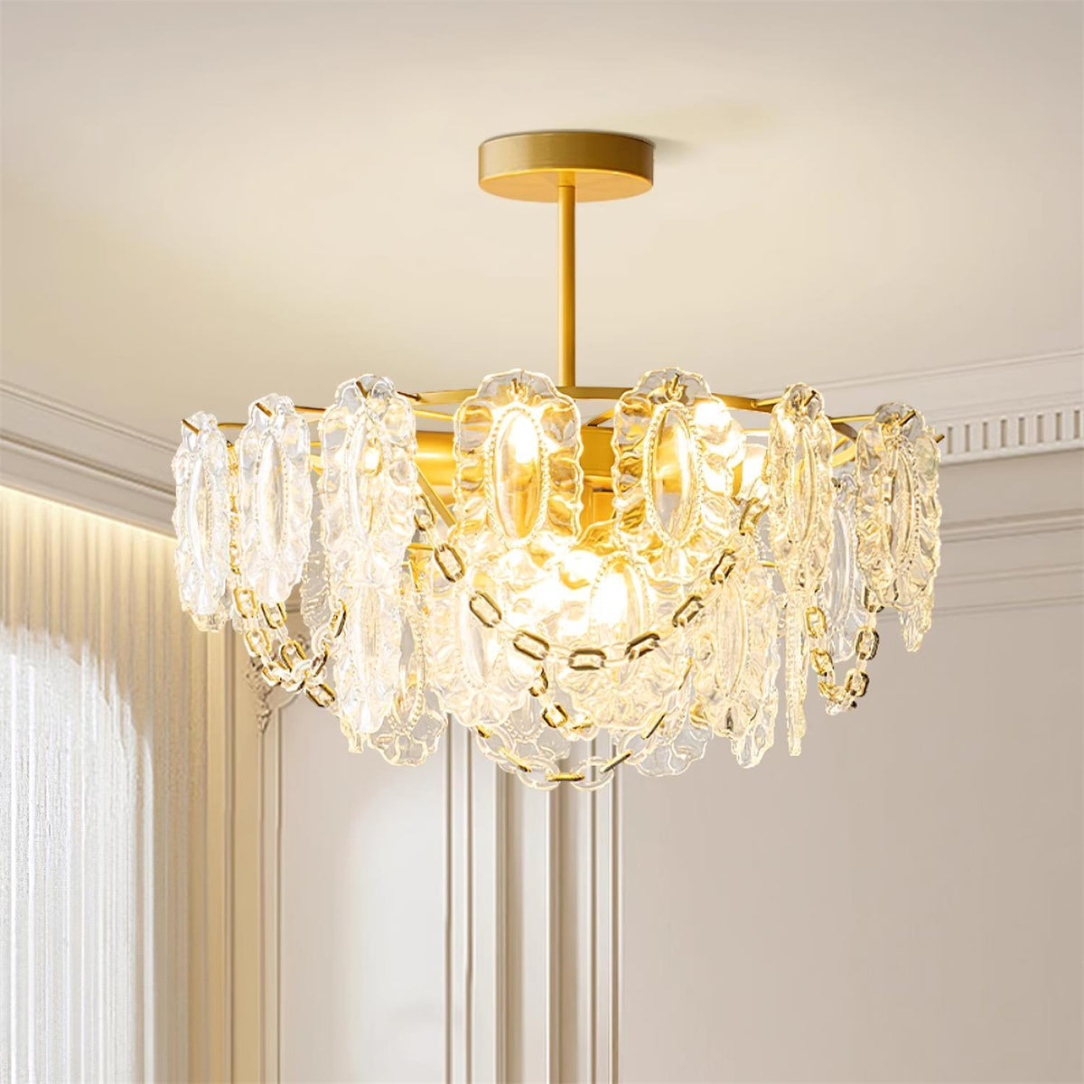 Tica candelabru