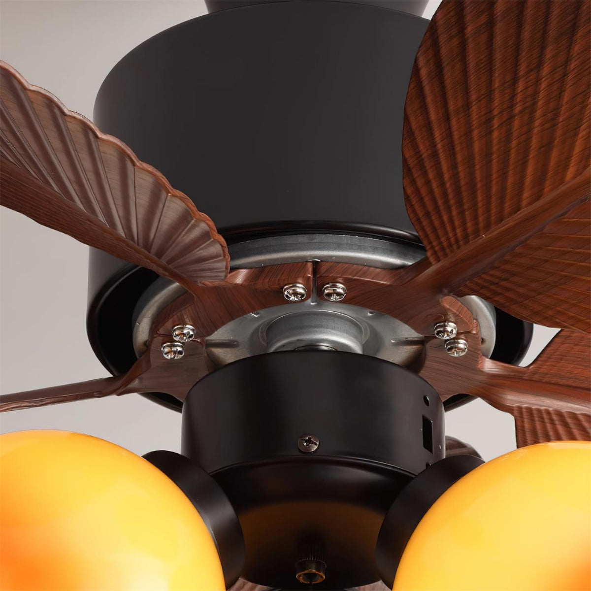 Avenineria ventilator de tavan cu lumină