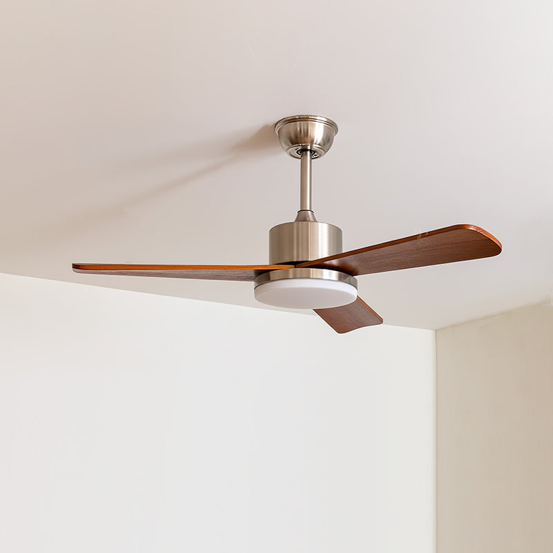 Mireaine ventilator de tavan cu lumină