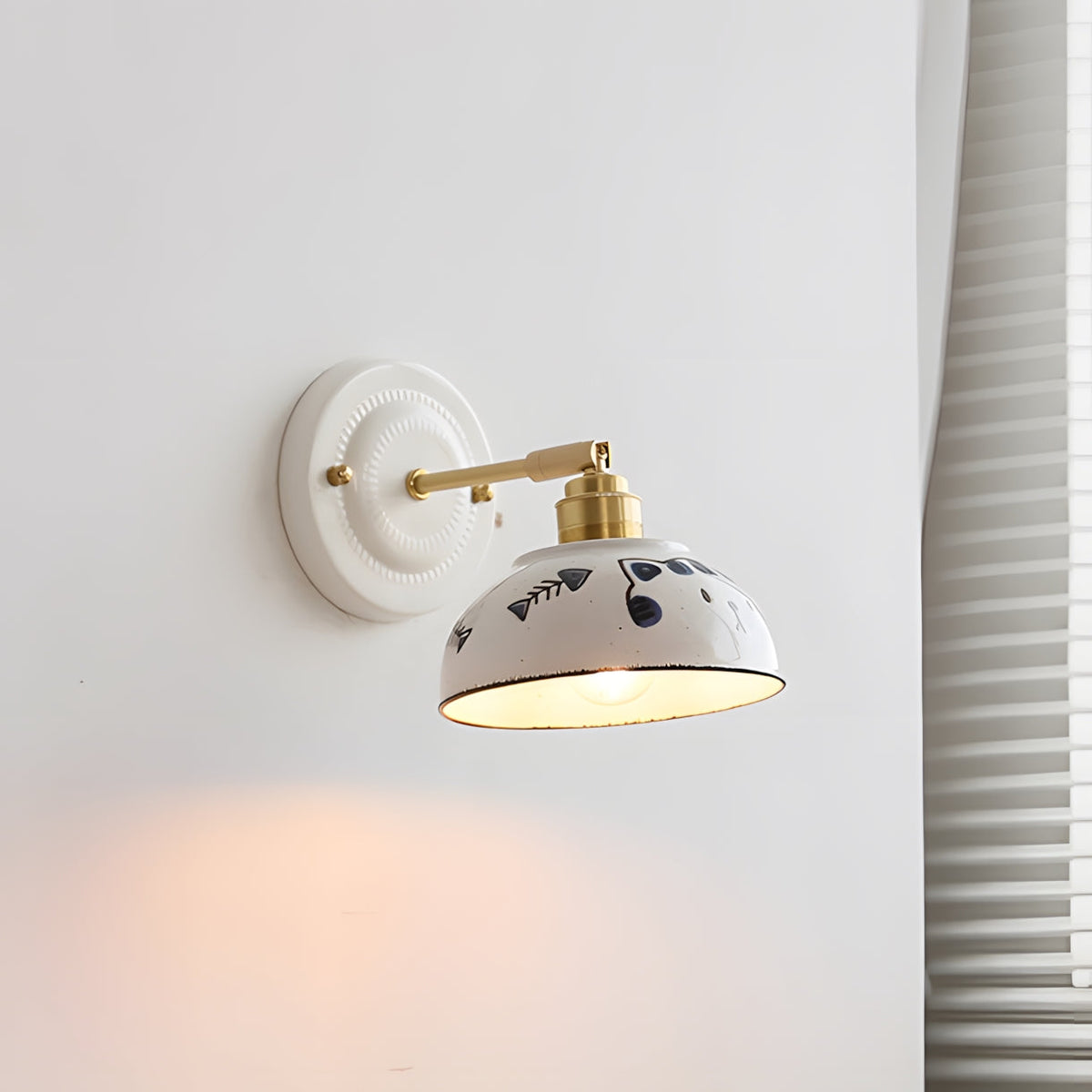Viraisielle aplică de perete