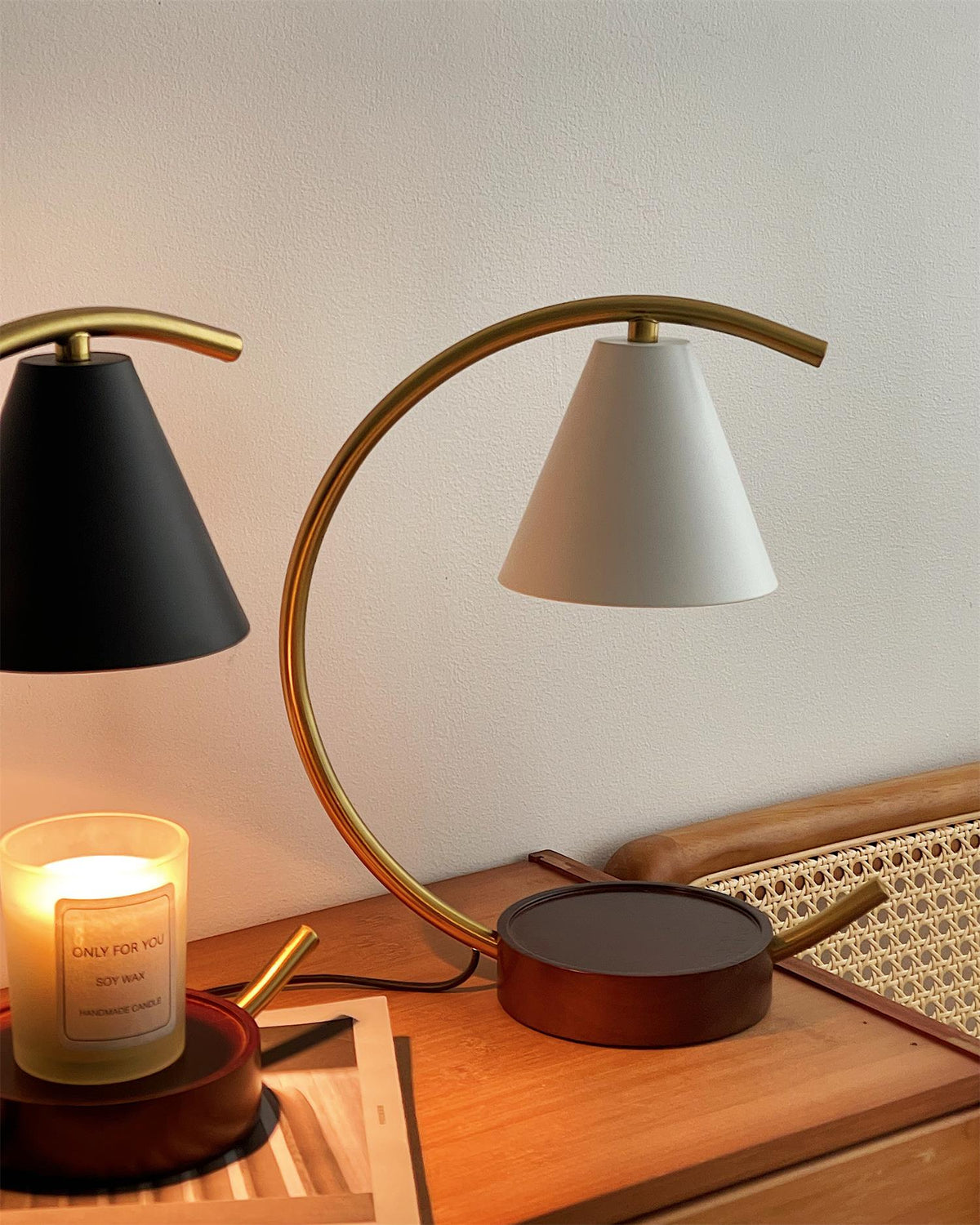 Orelisel lampă de masă Warmer