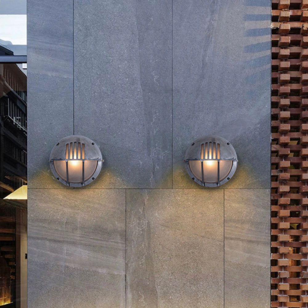 Wyre aplică de perete din metal și sticlă, geometrică, modernă, pentru exterior