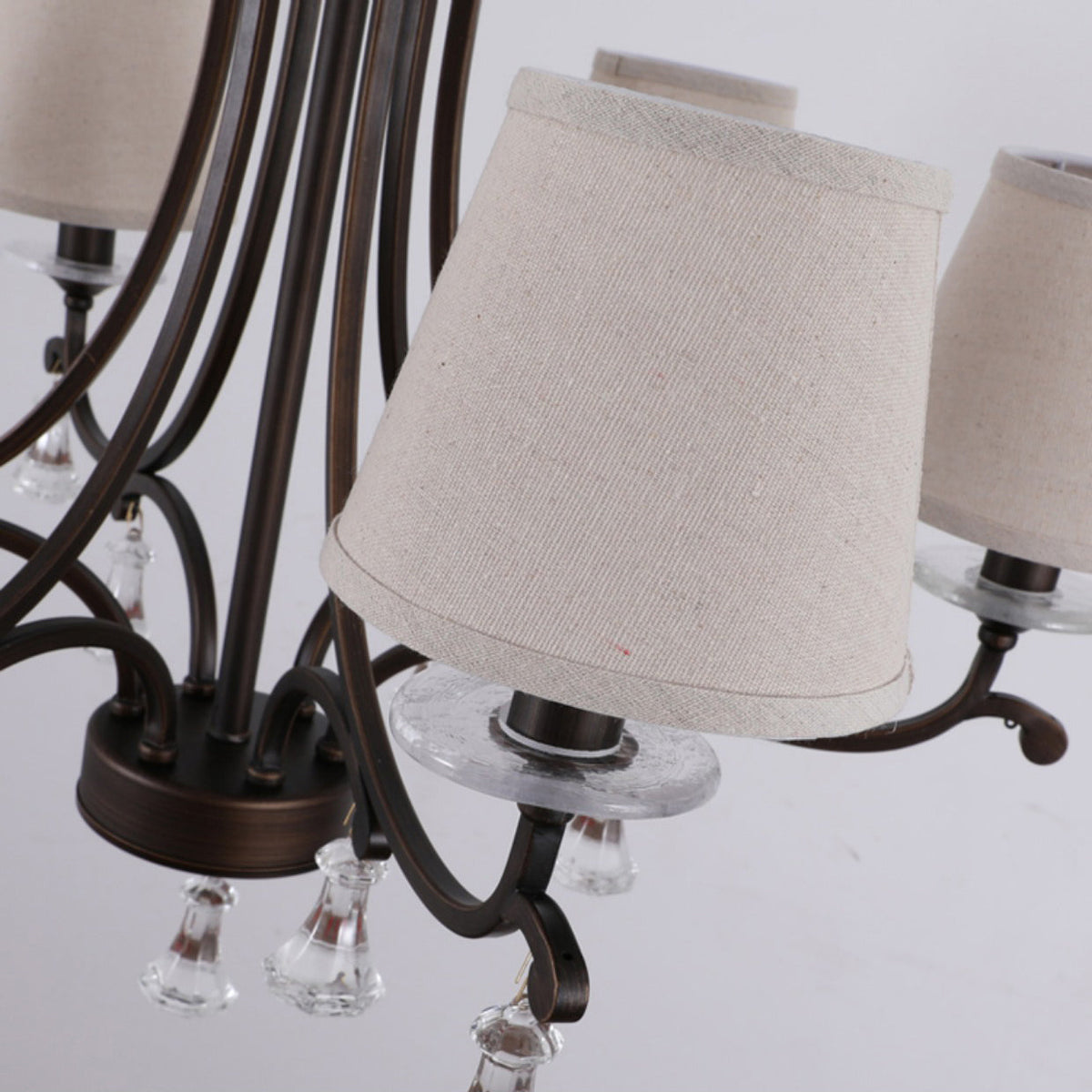 Lyvenisra candelabru