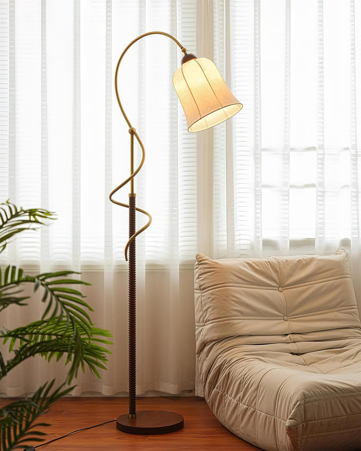 Curvel lampadar