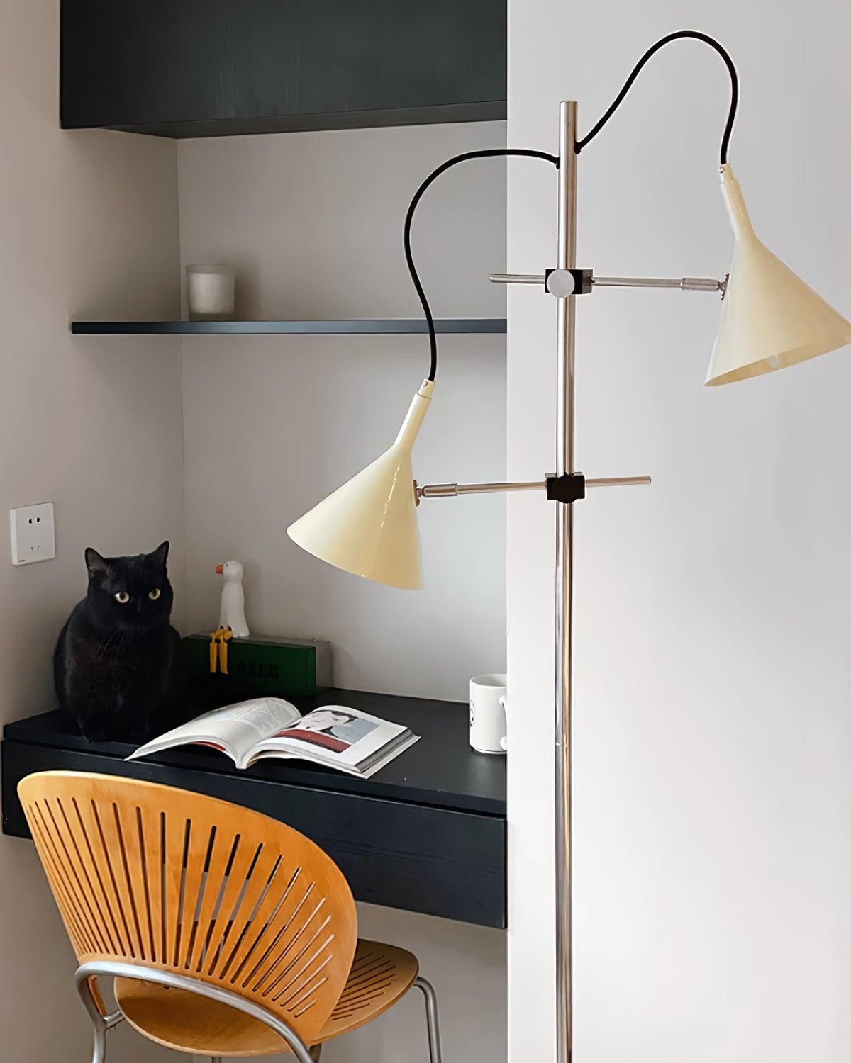 Laiton lampadar