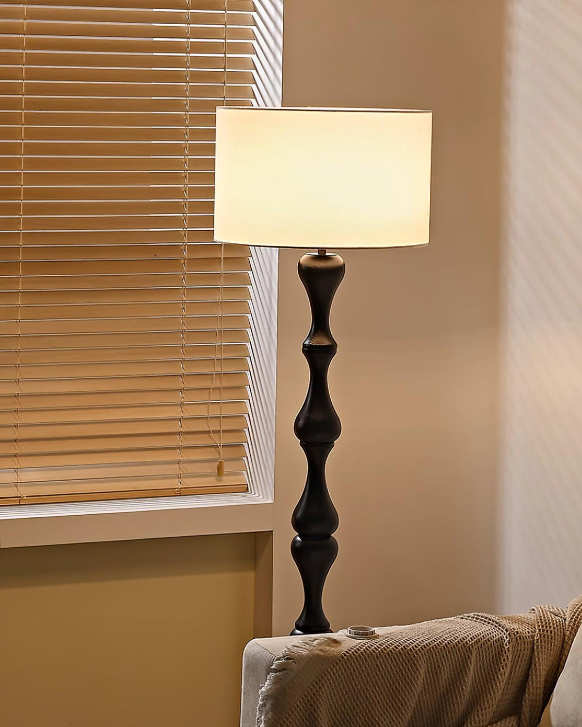 Turner lampadar