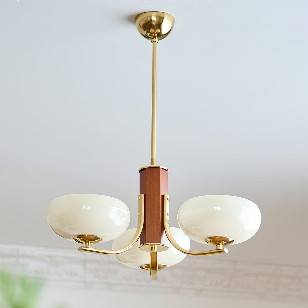 Lumelaine candelabru