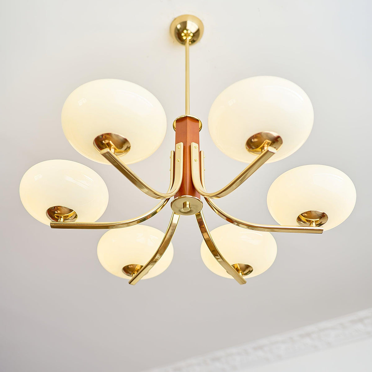 Lumelaine candelabru