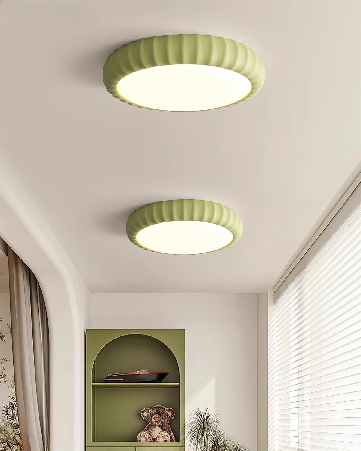 Plafonieră aplicată modernă minimalistă din rășină cu finisaj verde