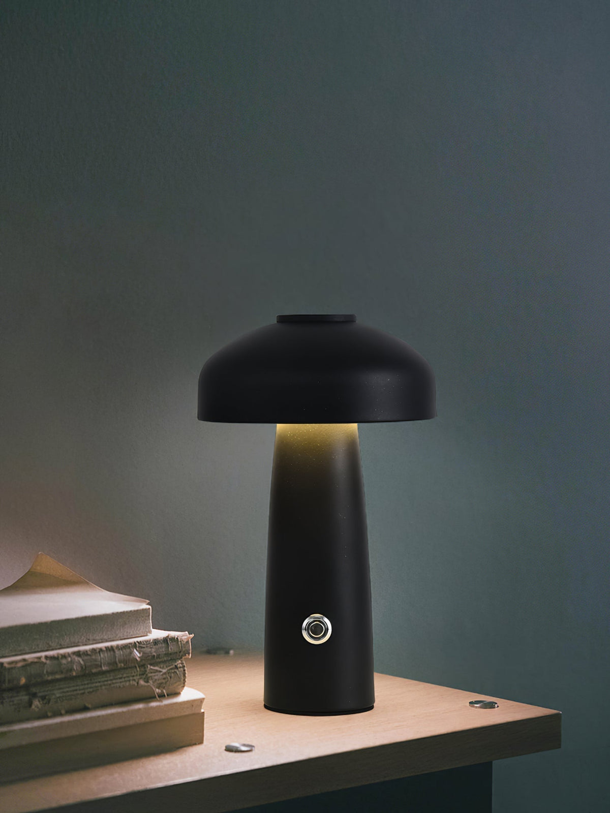 Poppist lampă de masă