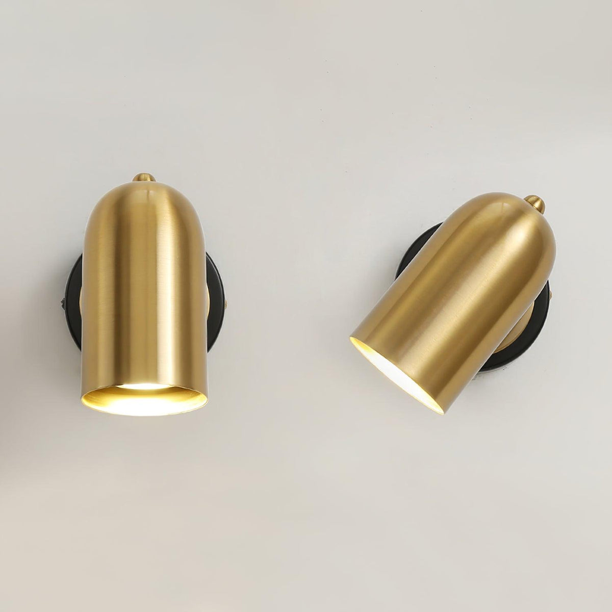 Oriaira aplică de perete aurie, modernă, minimalistă