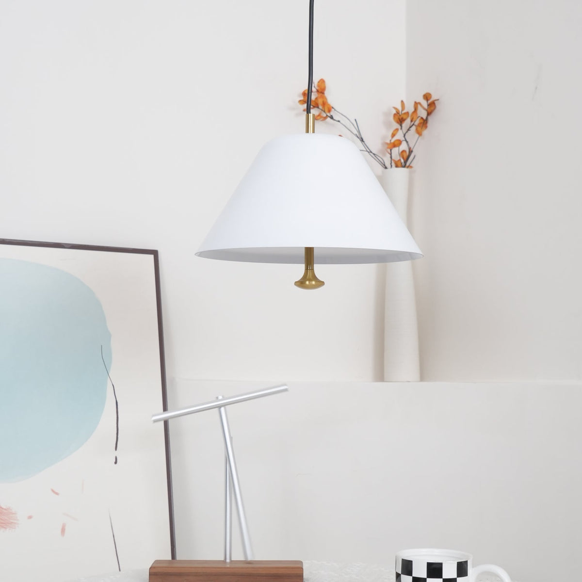 Lampă suspendată modernă cu abajur din metal în verde și alb minimalist