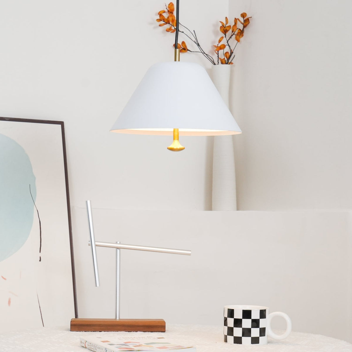 Lampă suspendată modernă cu abajur din metal în verde și alb minimalist