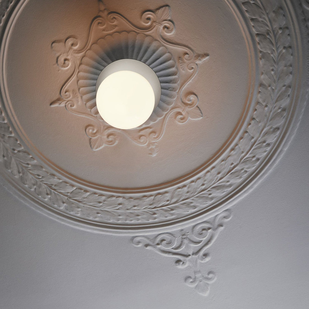 Nifte aplică de perete, minimalistă, cu disc, cu glob