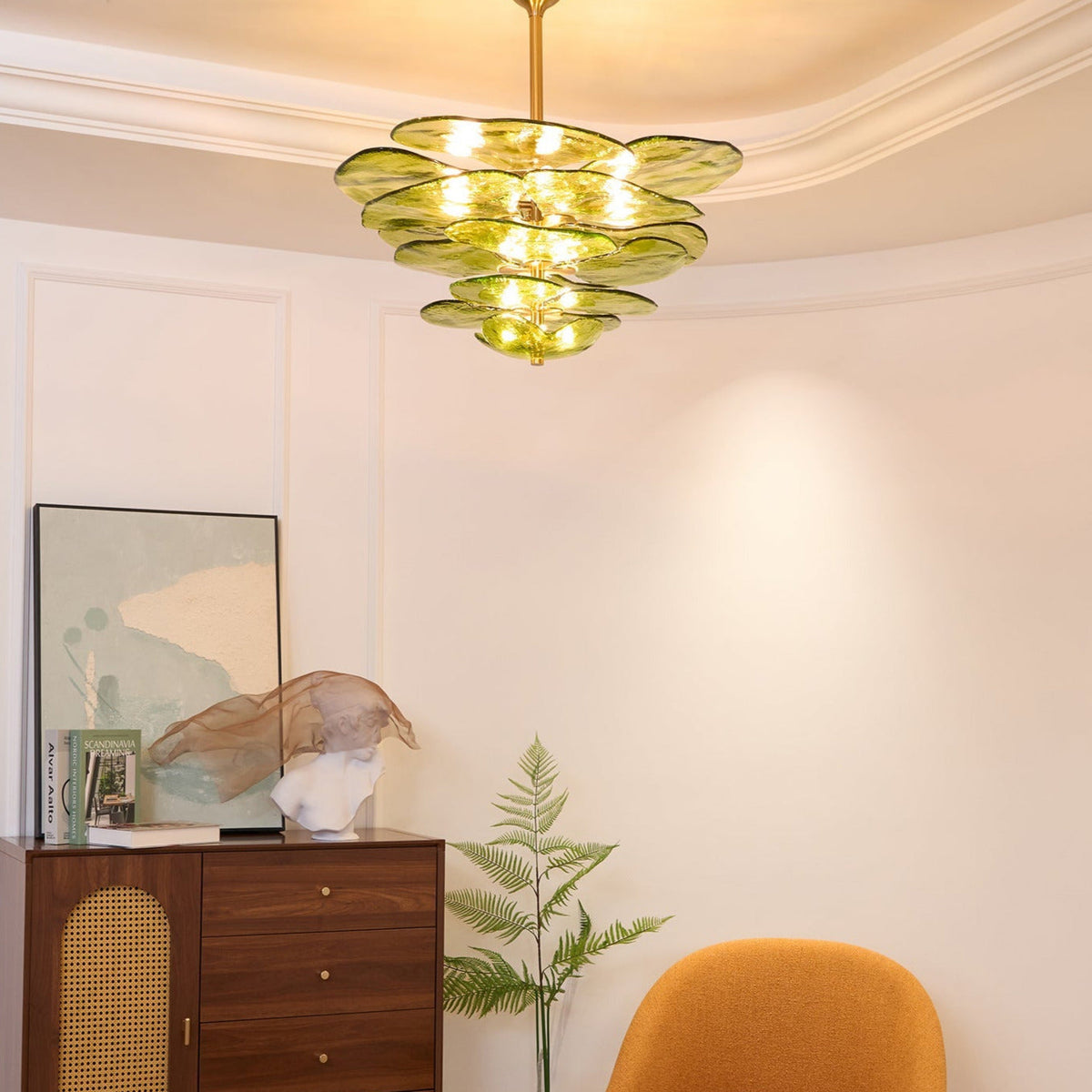 Candelabru Lotus cu straturi de frunze din sticlă contemporan