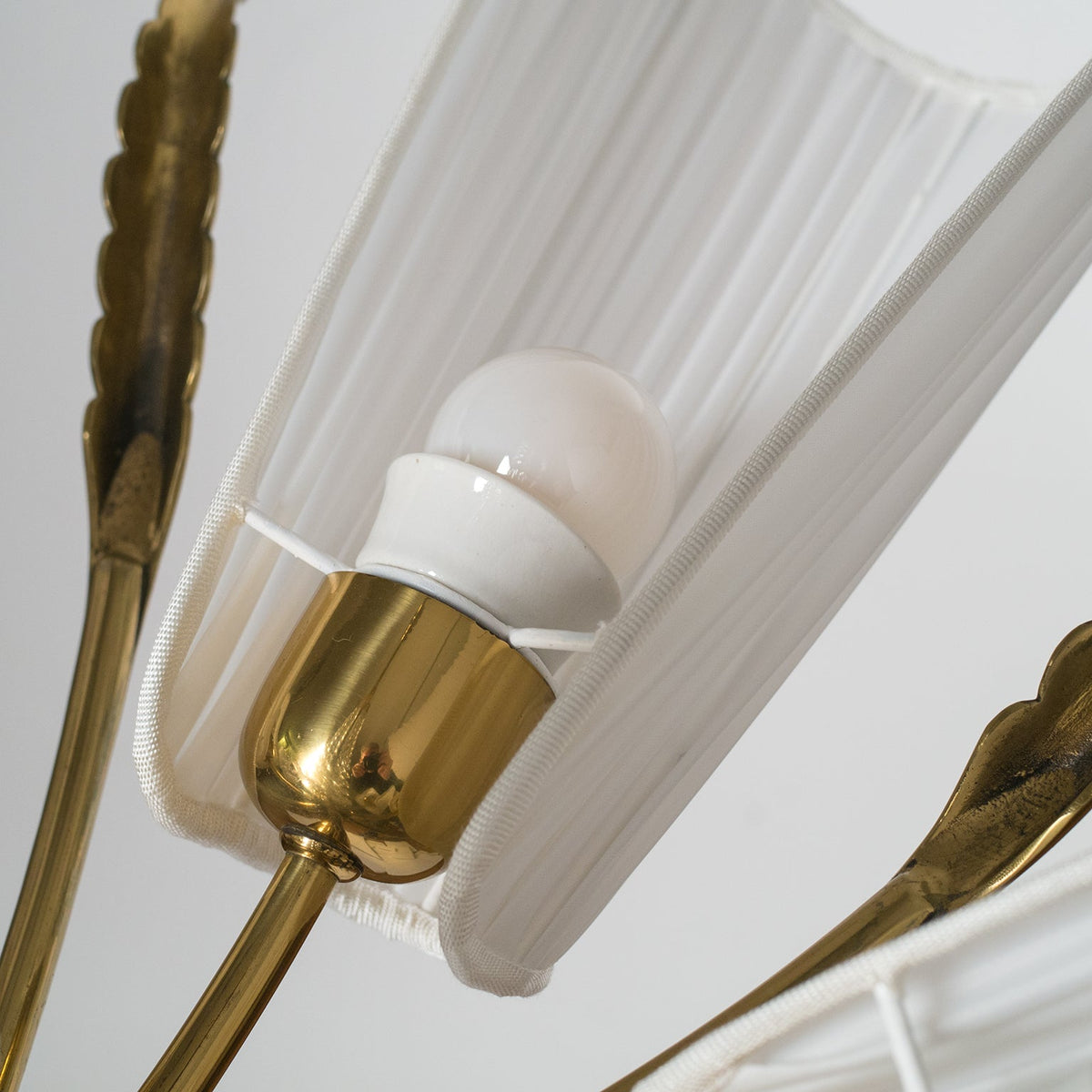 Rivisine candelabru