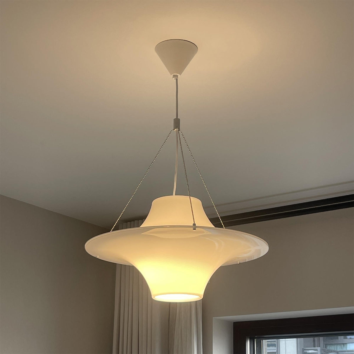 Elaarette lampă suspendată