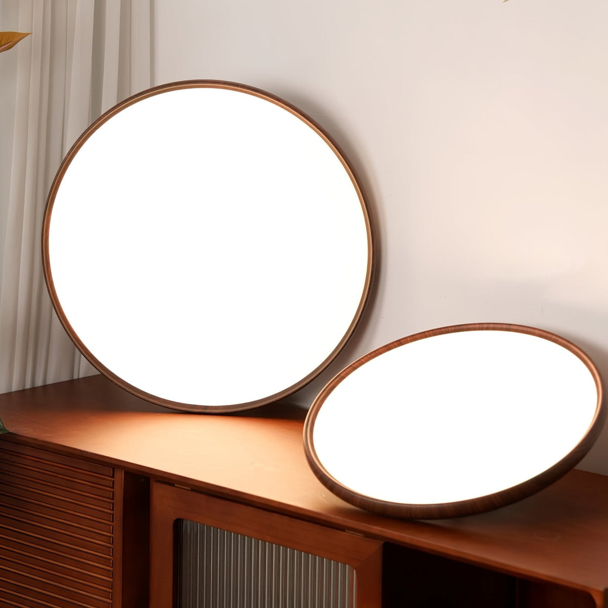 Ralemu plafonieră modernă, minimalistă, reglabilă