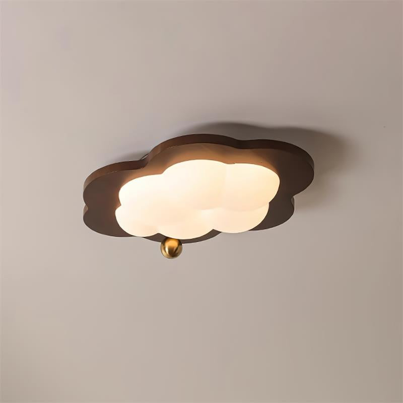 Pivora plafonieră aplicată cu design inspirat din nori