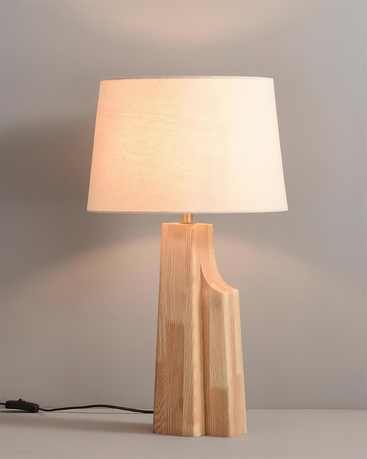 Luminaine lampă de masă