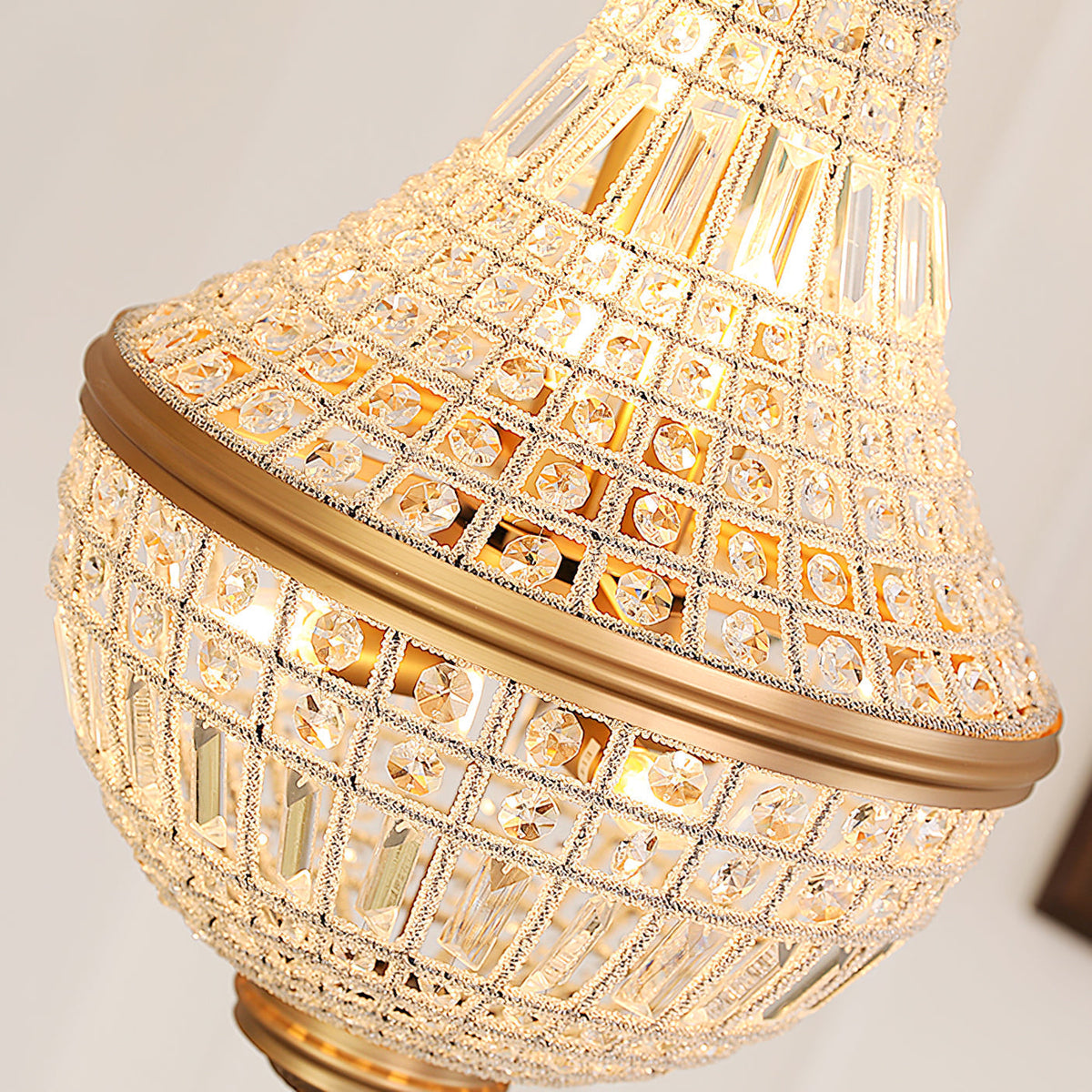 Auristella candelabru din cristal