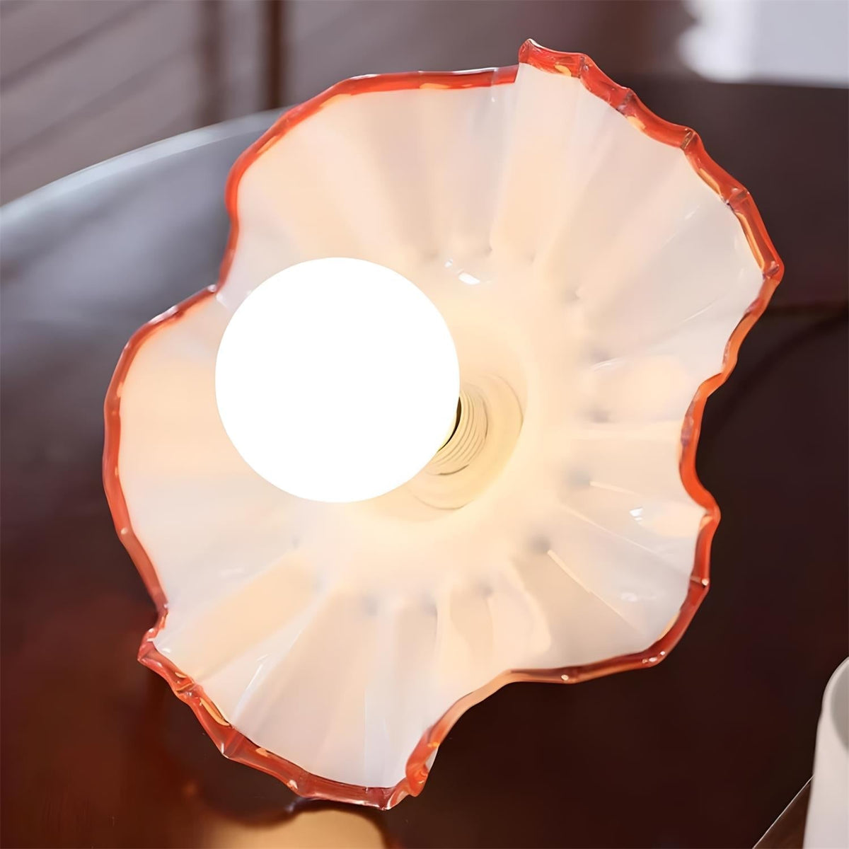 Volute lampă suspendată