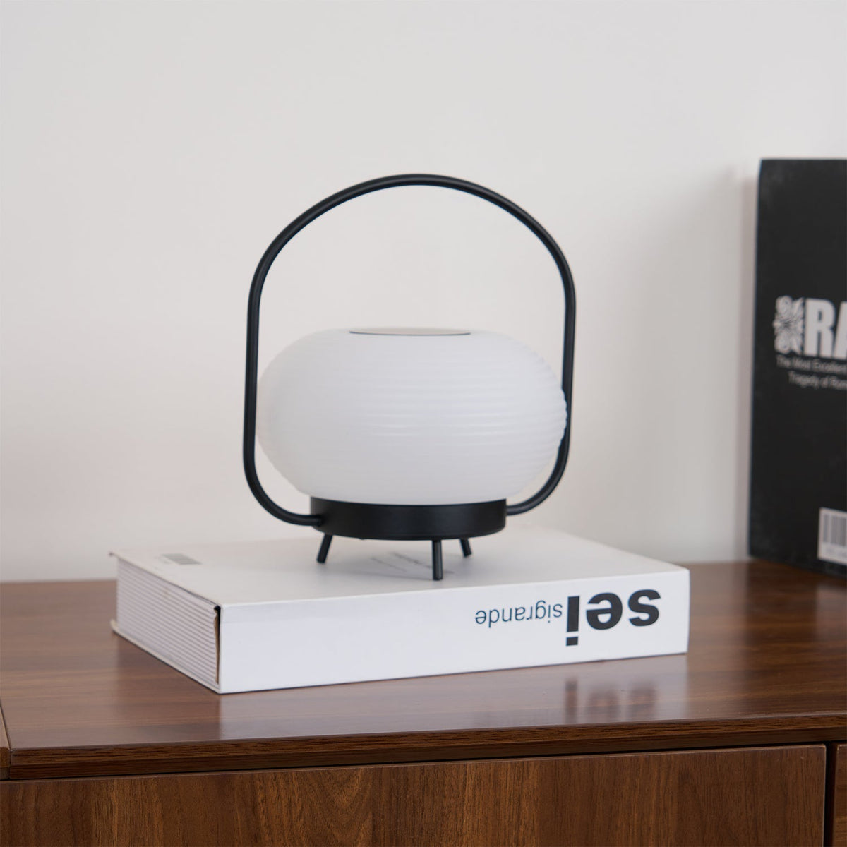 Saelan lampă de masă minimalistă