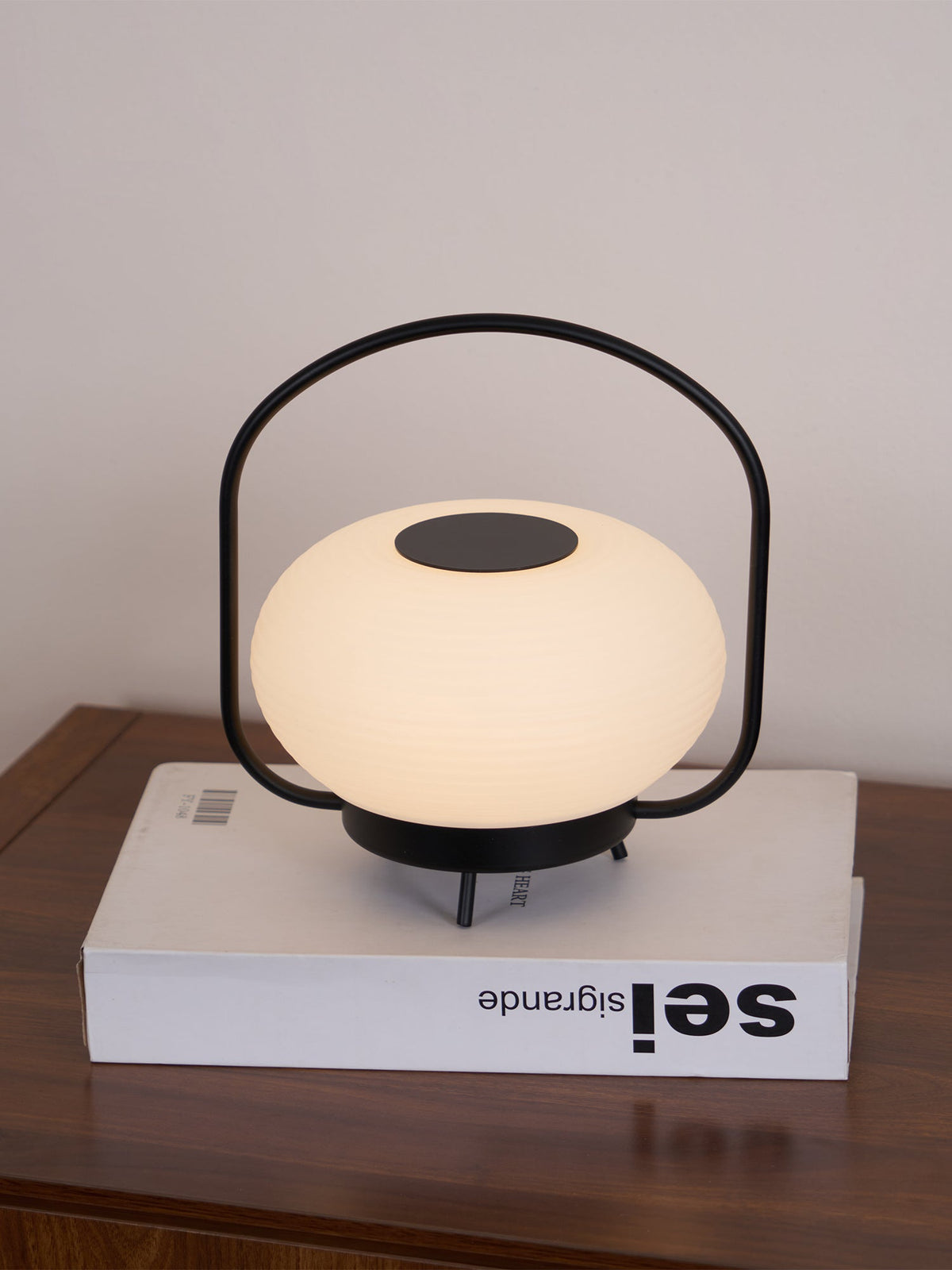 Saelan lampă de masă minimalistă