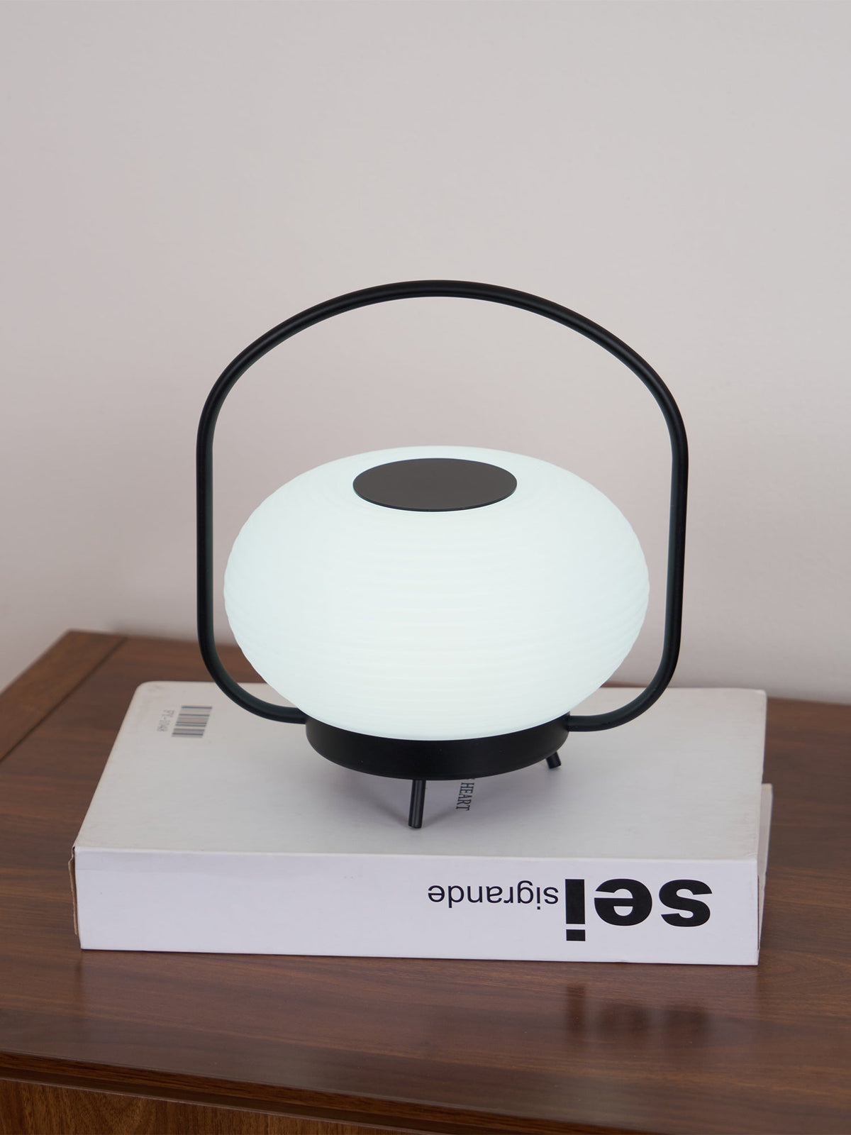 Saelan lampă de masă minimalistă