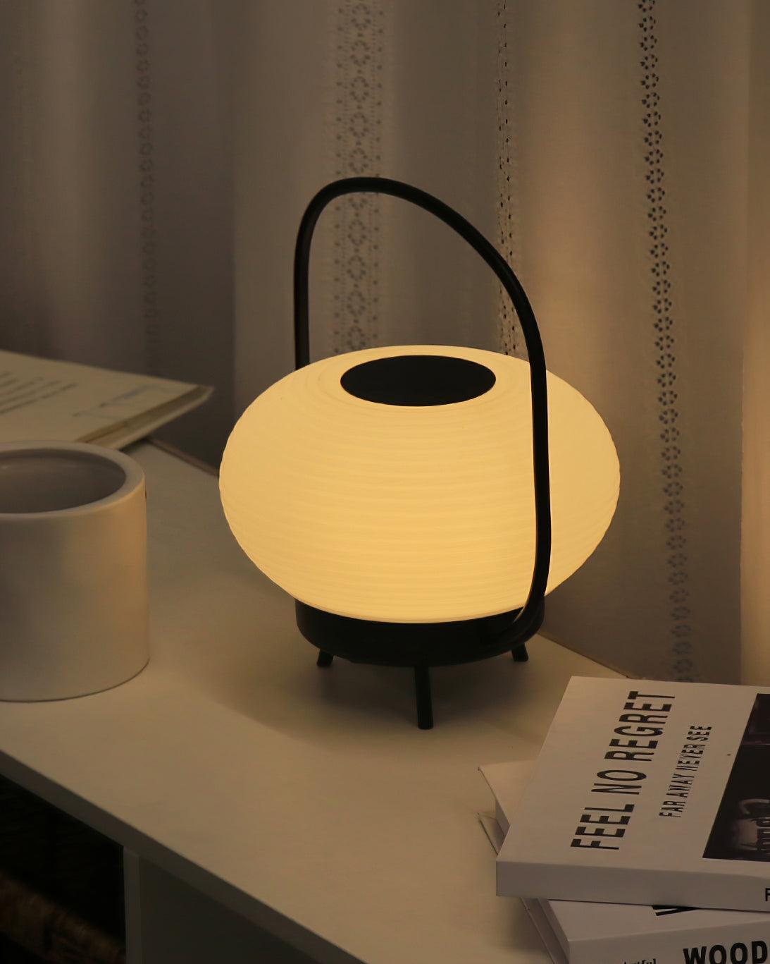 Saelan lampă de masă minimalistă